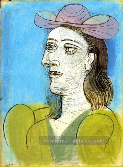 Buste de femme au chapeau 1943 cubiste Peintures à l'huile